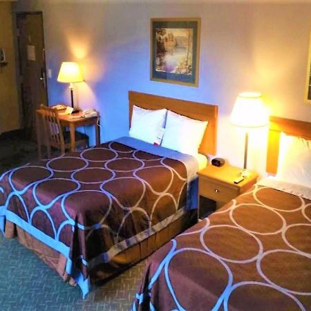 Super 8 By Wyndham Mahwah Hotel Kültér fotó