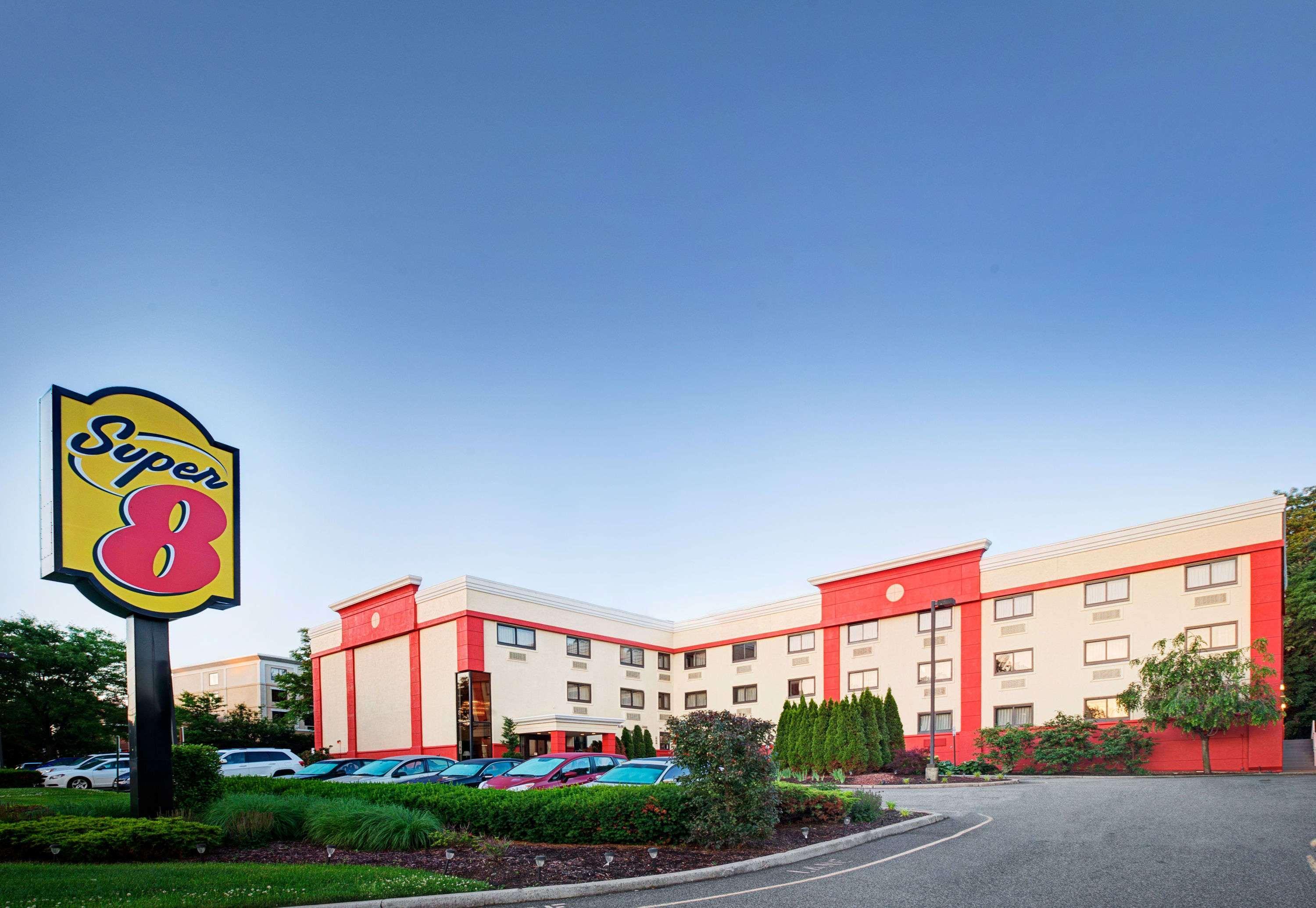 Super 8 By Wyndham Mahwah Hotel Kültér fotó