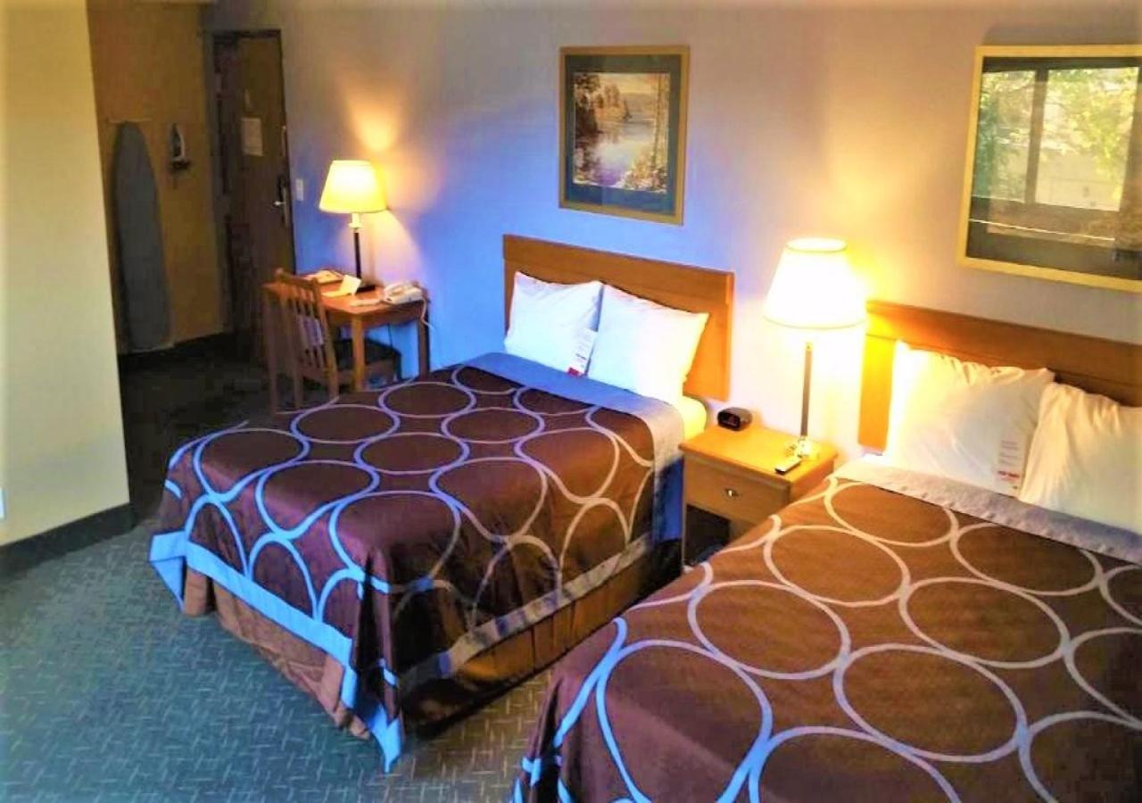 Super 8 By Wyndham Mahwah Hotel Kültér fotó